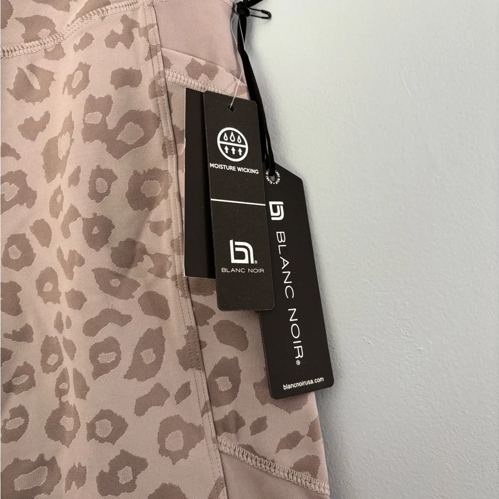 Blanc Noir Bike Shorts YOLO Gray Animal Print Leopard Pockets Womens Size XS